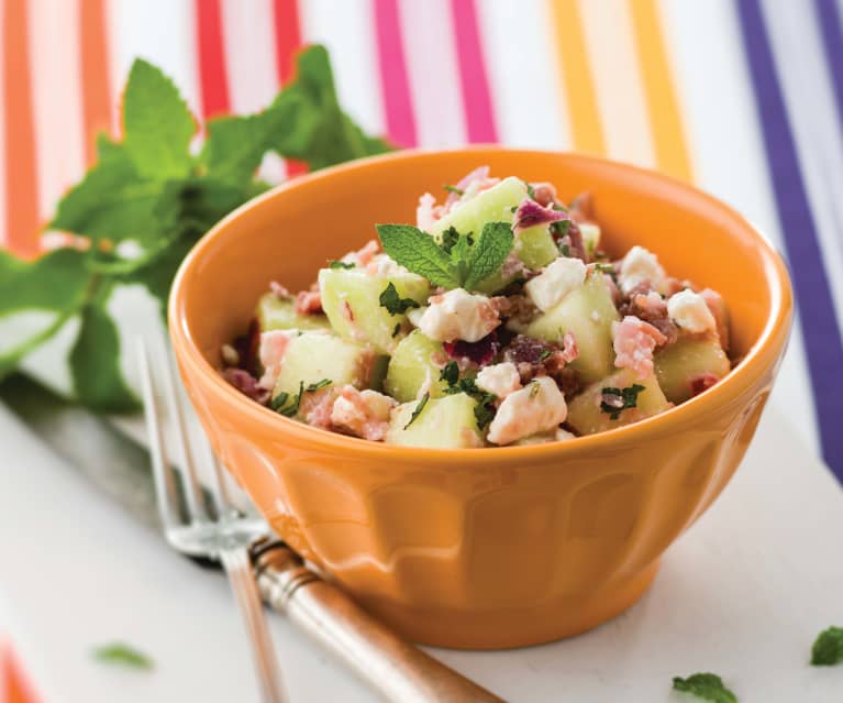 Salada de meloa, queijo feta e presunto