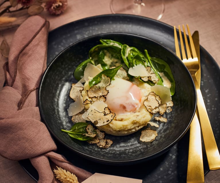 Getrüffeltes Kartoffelpüree mit Onsen-Ei und Spinatsalat - Cookidoo ...