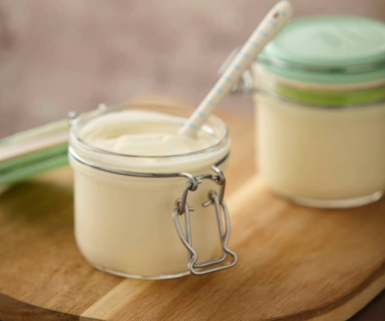 Yogurt con latte condensato