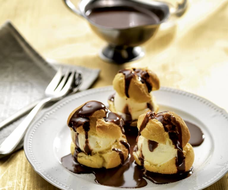 Cream Puffs (Profiteroles) with Vanilla Ice Cream and Chocolate Sauce -  Cookidoo® – the official Thermomix® recipe platform