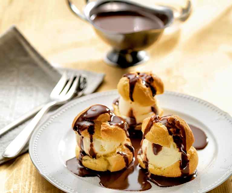 Profiteroles