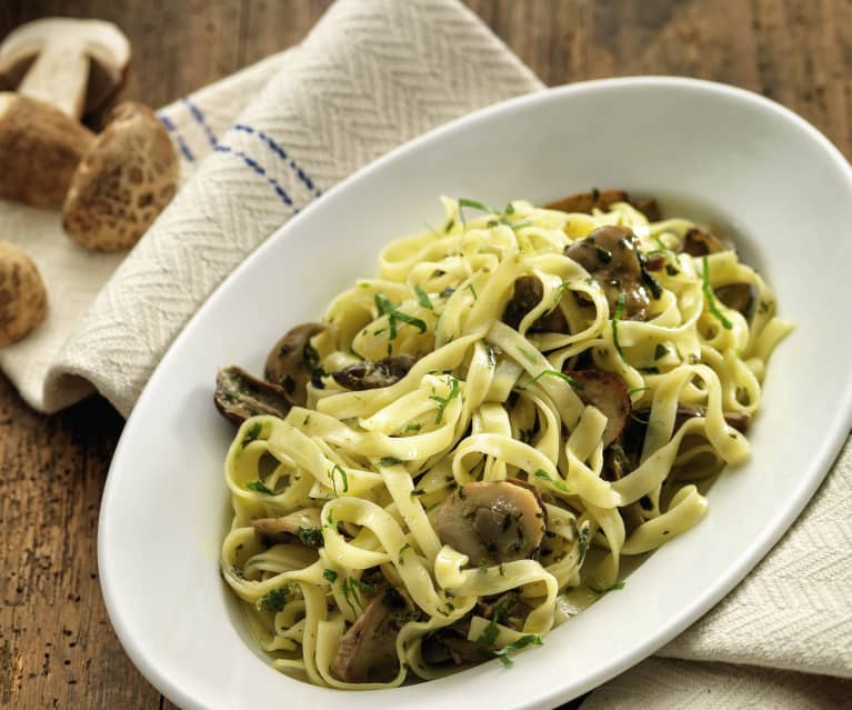 Tagliatelle con boletus