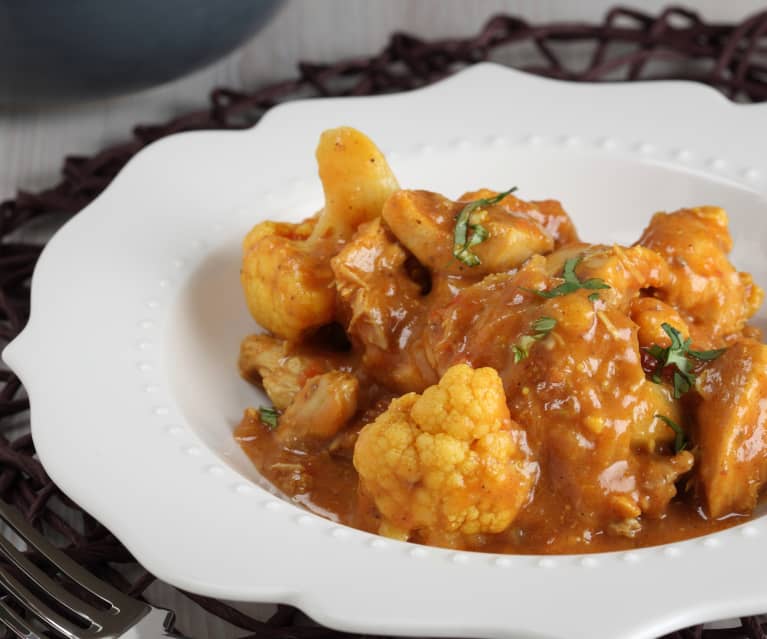 Chicken and Cauliflower Curry