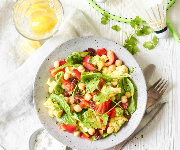 Salada de espinafres, grão-de-bico e couve-flor