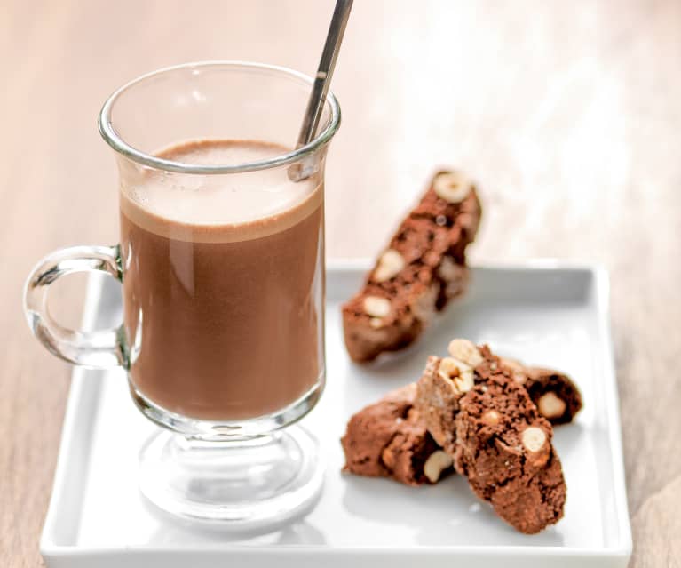 Recette Chocolat chaud à la mousse de lait cannelle (facile, rapide)