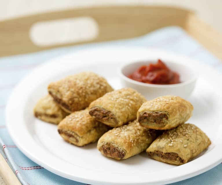 Vegetarian sausage rolls