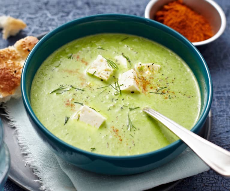 Porreecremesuppe mit Dill und Schafskäse