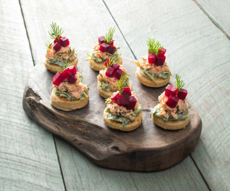 Poached salmon and beetroot blinis