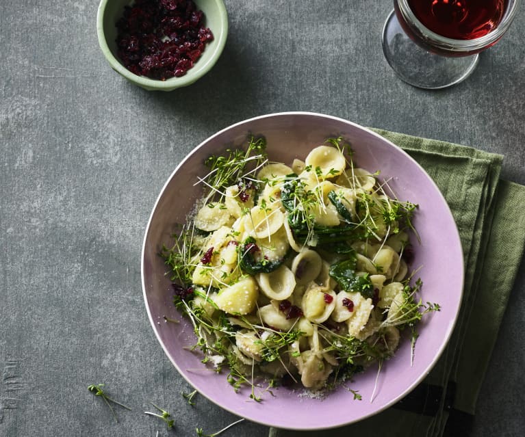 Orecchiette im Kartoffel-Kresse-Fond