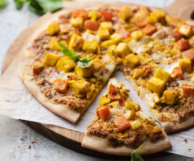 Paneer tikka pizza