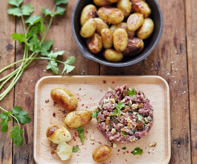 Tartare de canard aux noix et aux figues