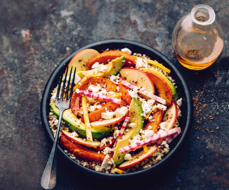 Bol complet aux légumes, quinoa et graines de lin