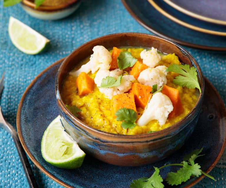 Dhal de lentilles corail chou fleur et patate douce