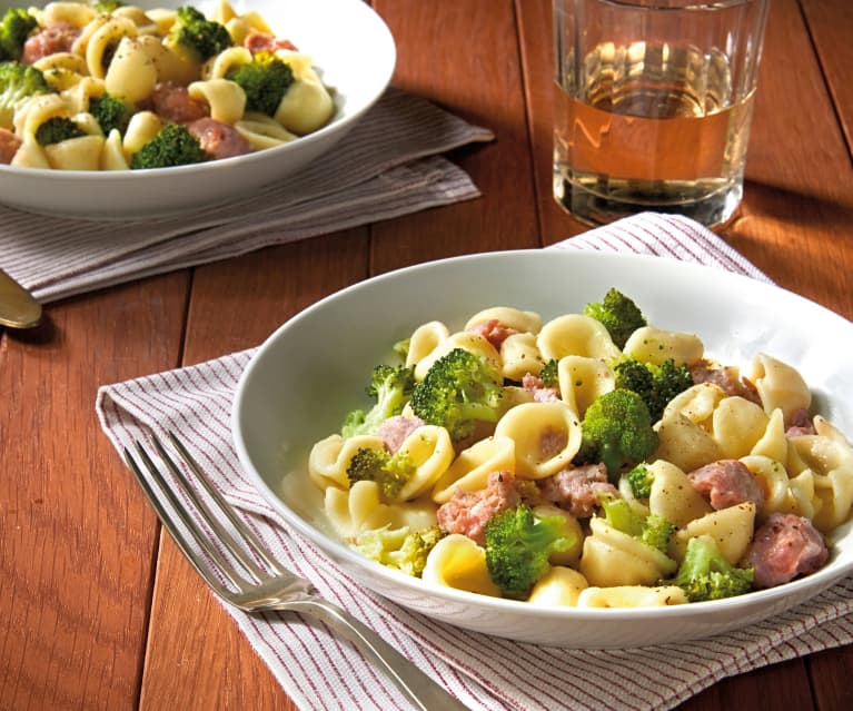 Orecchiette salsiccia e broccoli