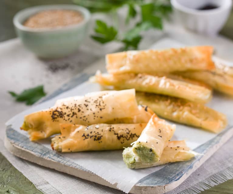 Rollitos de alcachofa y parmesano