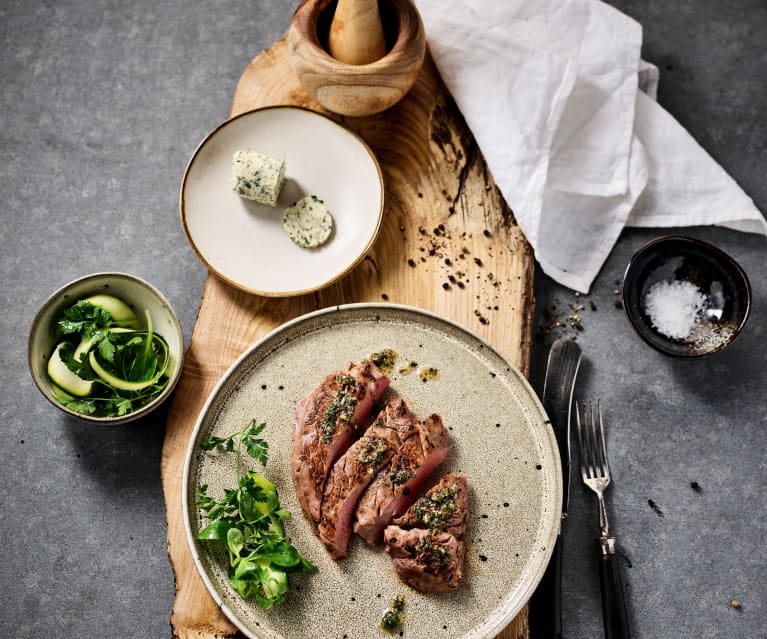 Filet de bœuf saignant au beurre persillé