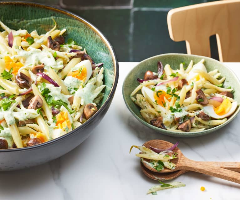 Herbstlicher Nudelsalat mit Wachsbohnen und Champignons