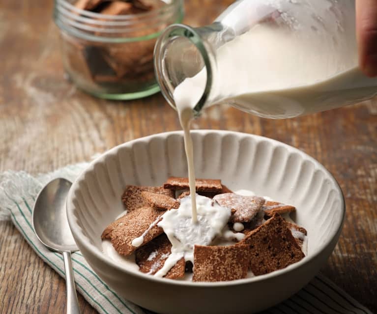 Cinnamon Crunch Cereal with Dairy-free Milk