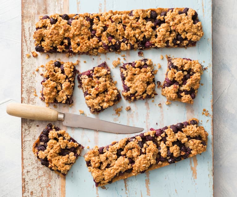 Blueberry crumble slice