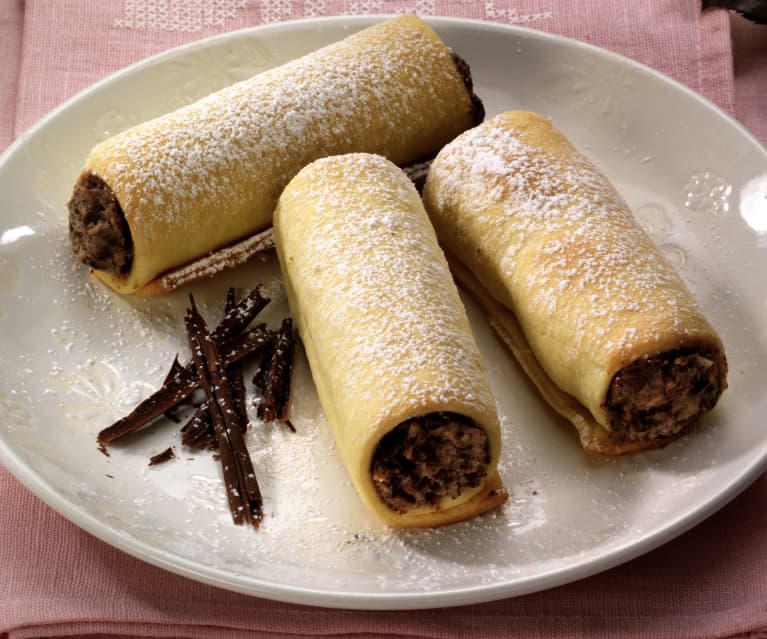 Cannoli al nocciolato