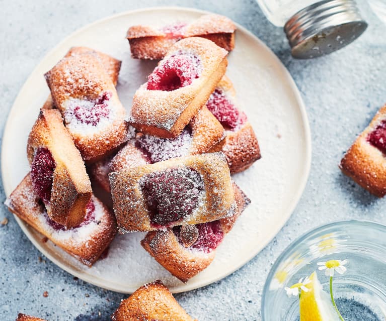 Financiers minute miel et framboises