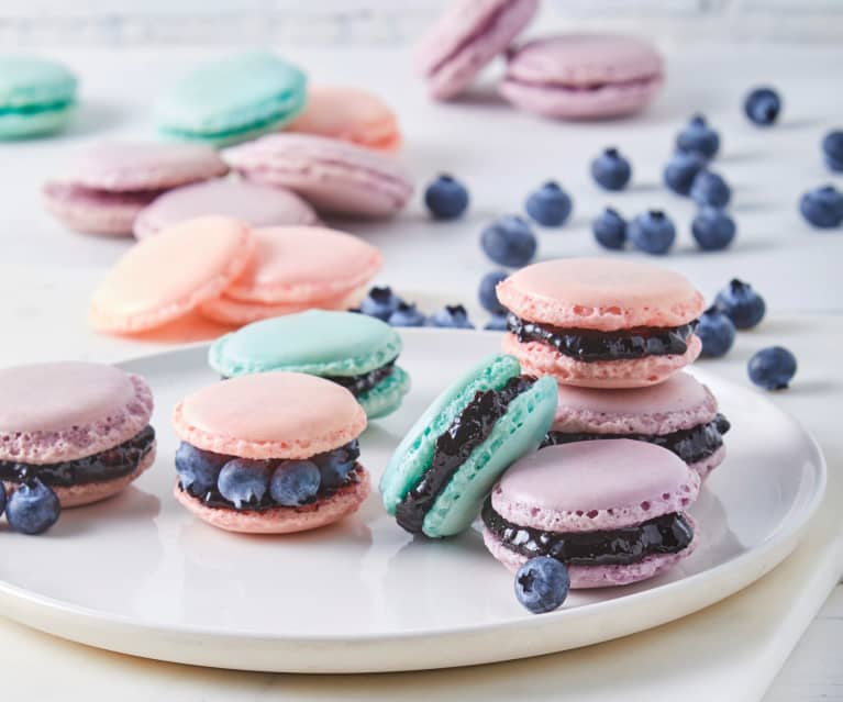 Macarons français à la confiture de bleuets (Métrique)