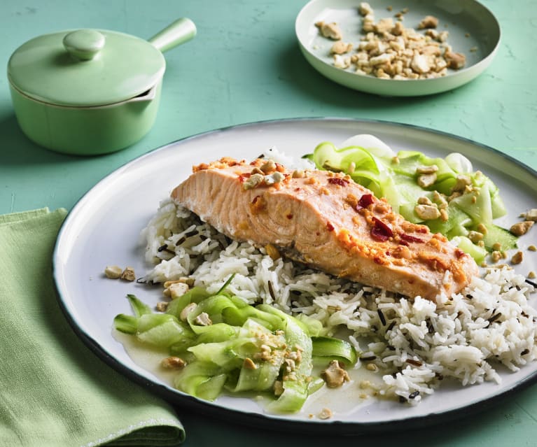 Asia-Lachs mit Gurkensalat