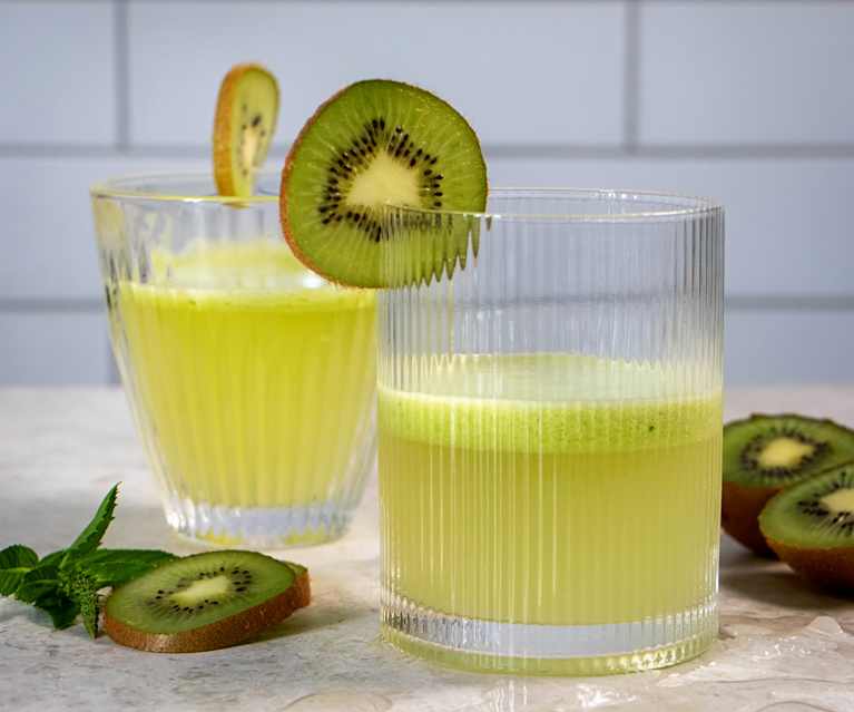 Tequila kiwi smash