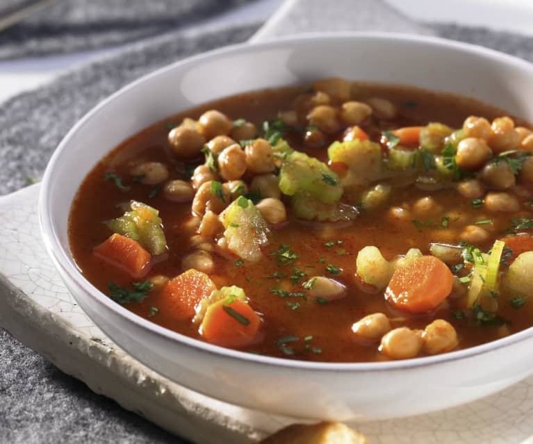 Minestrone aux pois chiches