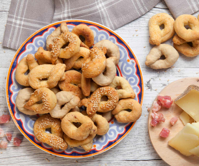 Tris di taralli al profumo di Sardegna