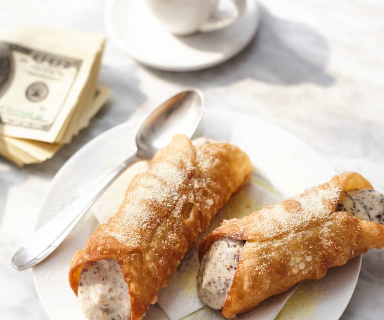 Cannoli siciliani (alla maniera de i Soprano) - Cookidoo® – the official  Thermomix® recipe platform