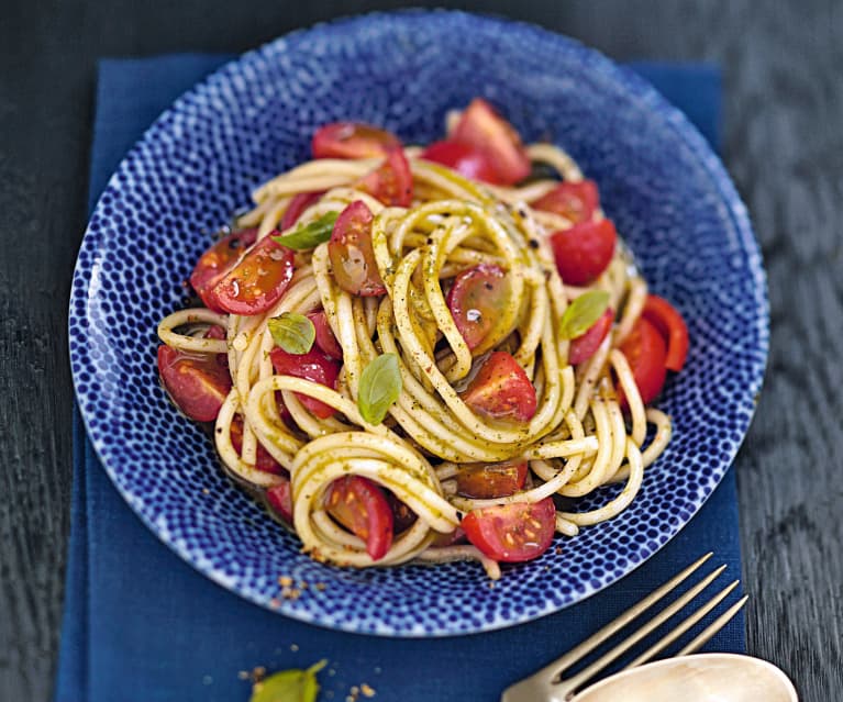 Chaud-froid de spaghetti aux tomates cerise