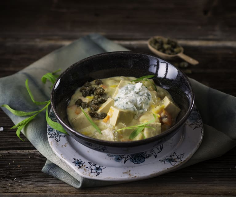 Saurer Tofu mit Wurzelgemüse (vegan)