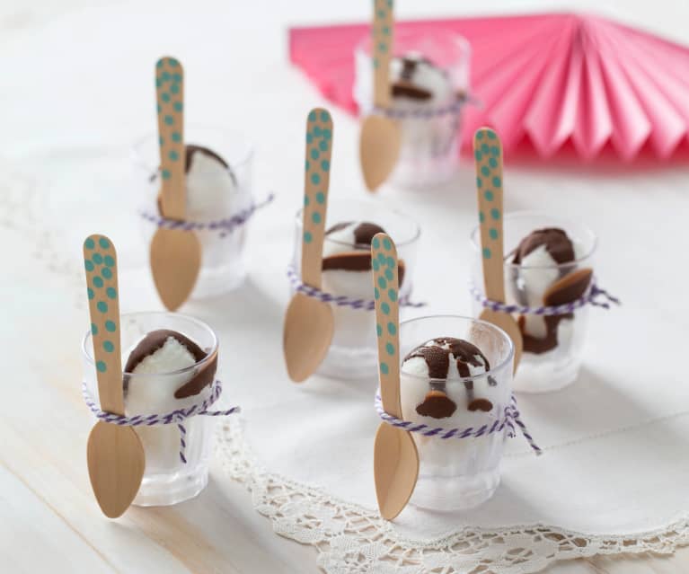 Coconut vanilla sorbet with magic chocolate topping