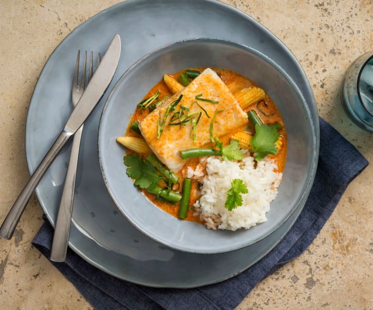 Steamed red curry fish