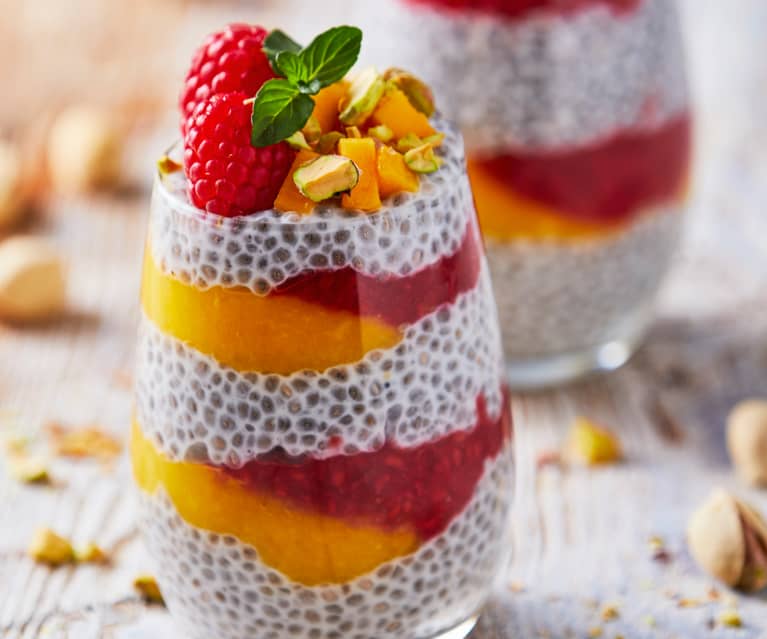 Parfaits de arroz con leche, piña y mango