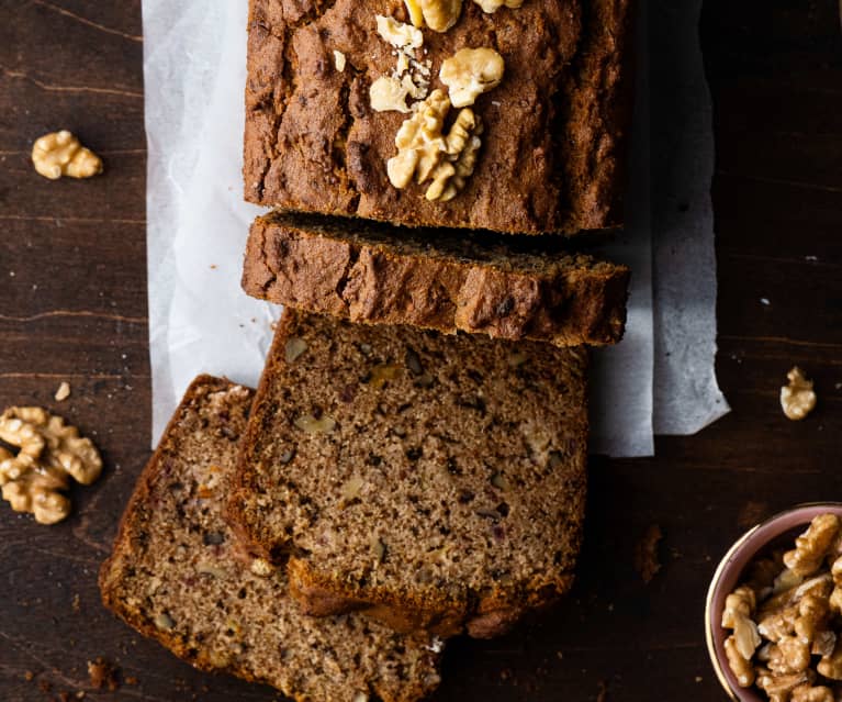 Cake de dátiles, manzana y nueces sin gluten