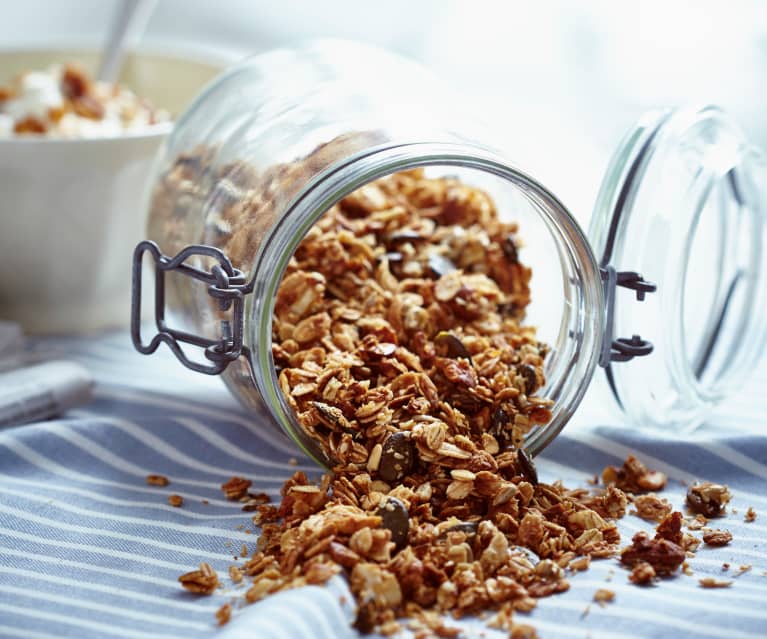 Granola de coco y almendra