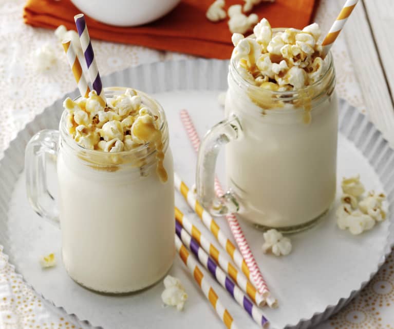 Milkshake se slaným karamelem a popcornem