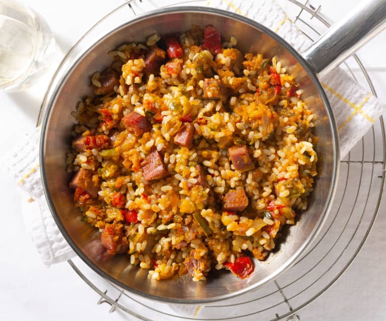 Arroz con sofrito de verduras y jamón