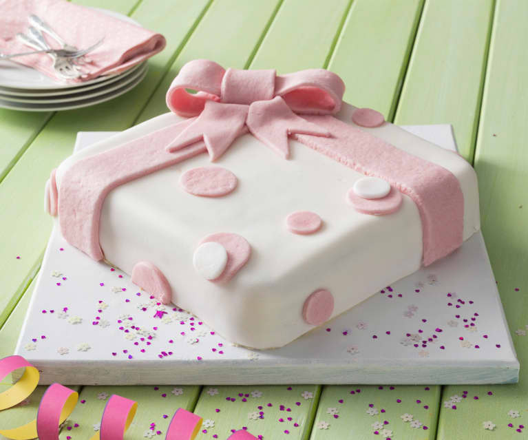 Birthday Cake Gift Puzzle Box, 19,99 €