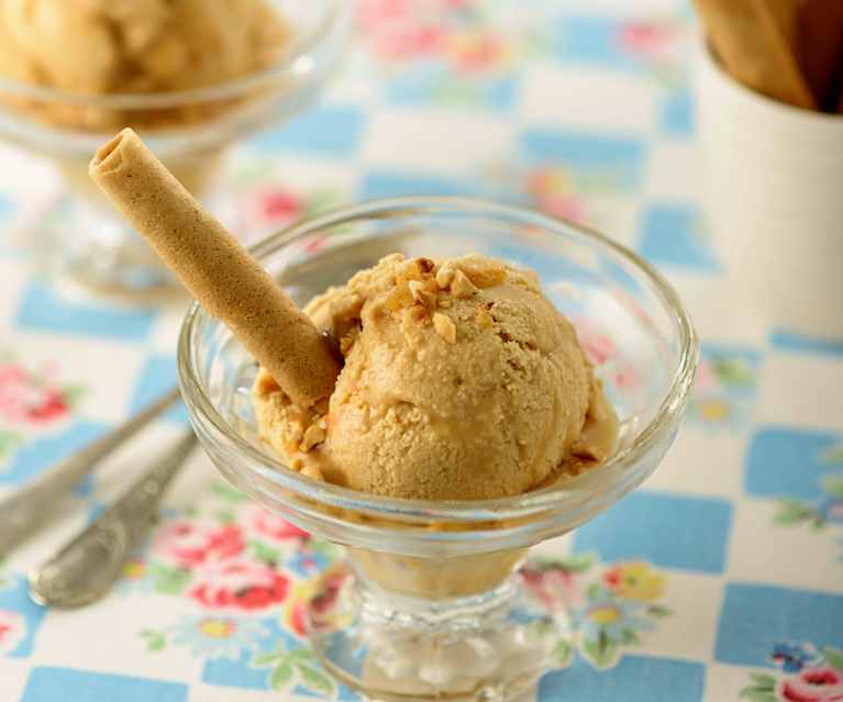 Gelado de doce de leite condensado