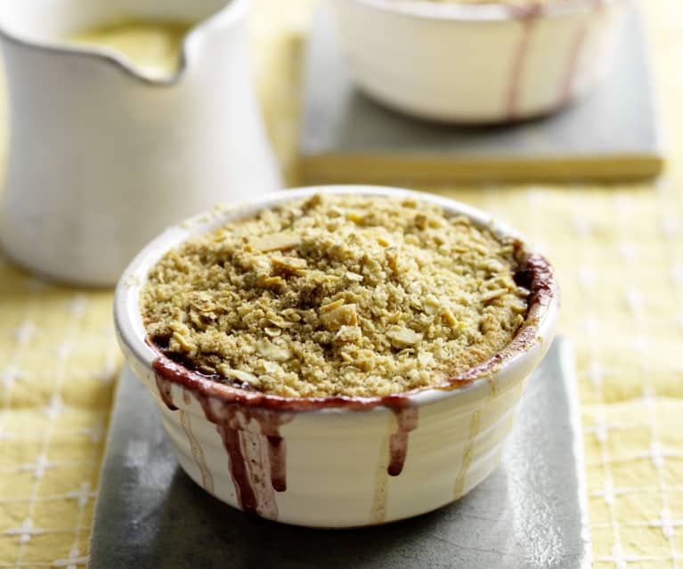 Pear and Blueberry Crumble