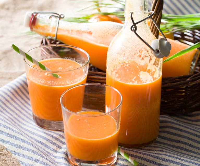 Zumo de naranja y zanahoria con jengibre - Cookidoo® – la plataforma de  recetas oficial de Thermomix®