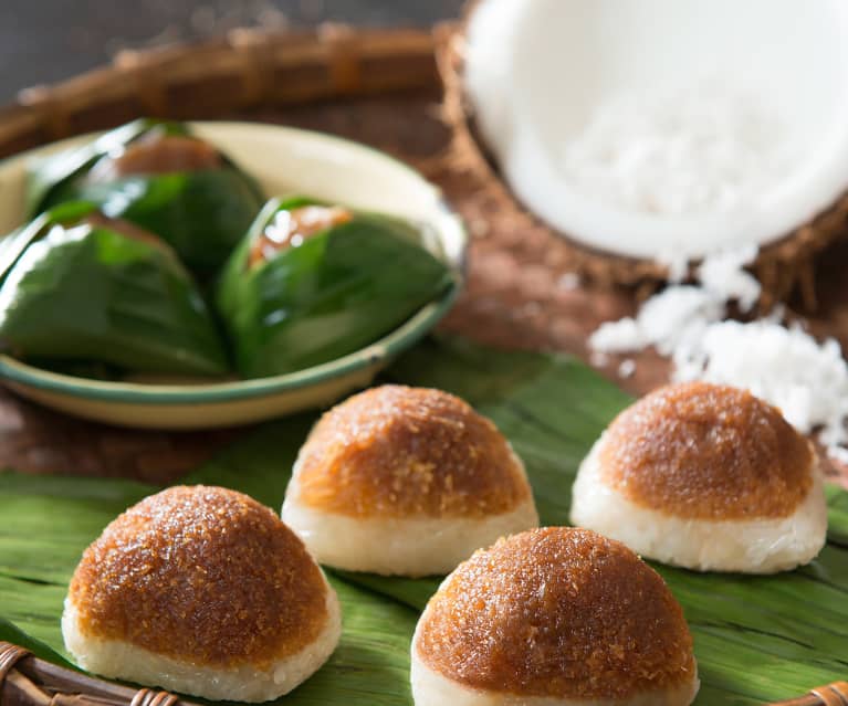 Pulut Inti (Glutinous Rice With Sweet Coconut)