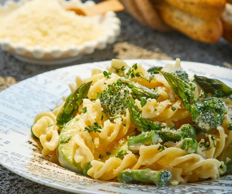 Pasta con verduras verdes