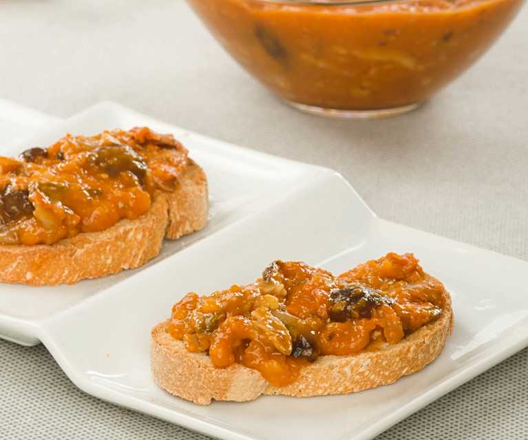 Tosta de setas al vino de Madeira Tosta de setas al vino de Madeira