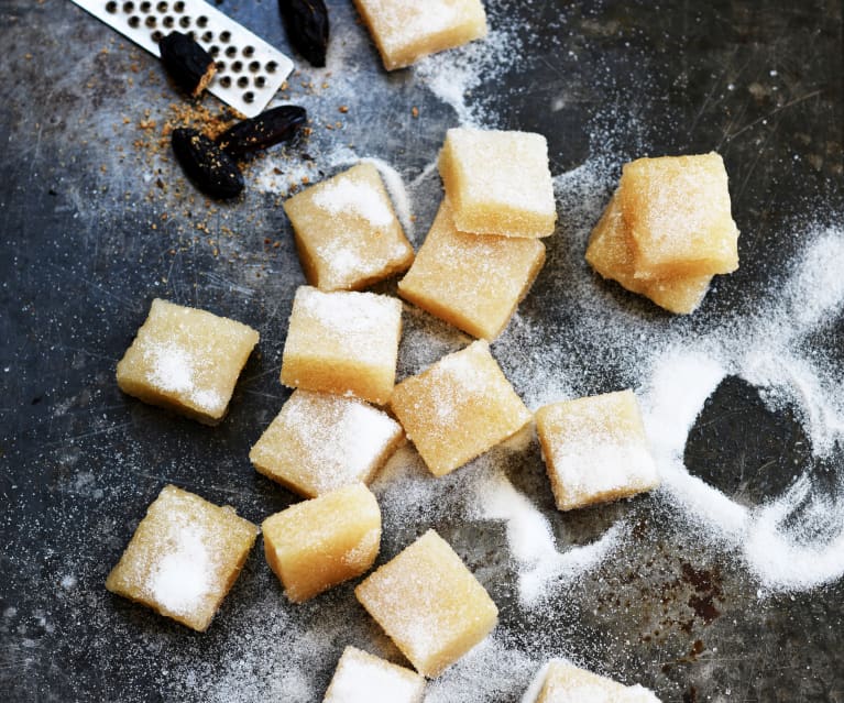 Pâte de fruit à la poire sous forme de bouchées