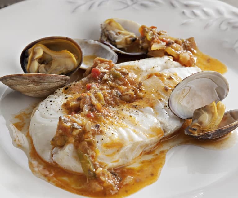 Orata e vongole con salsa alle verdure Orata e vongole con salsa alle verdure
