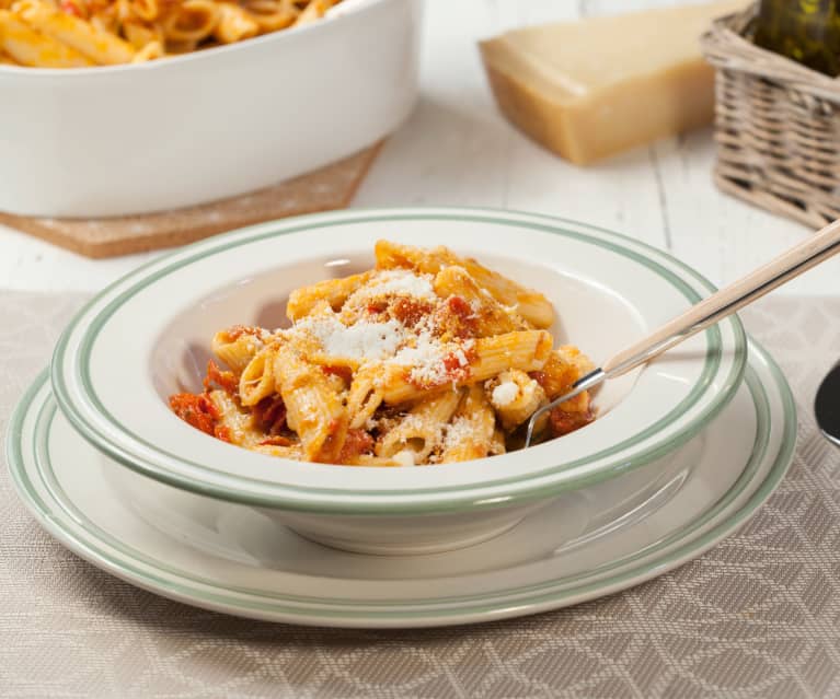 Penne risottate aglio, olio e pomodori secchi